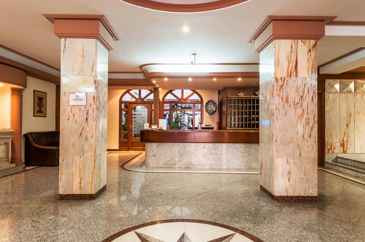 Hotel Victoria Linares  Eksteriør bilde