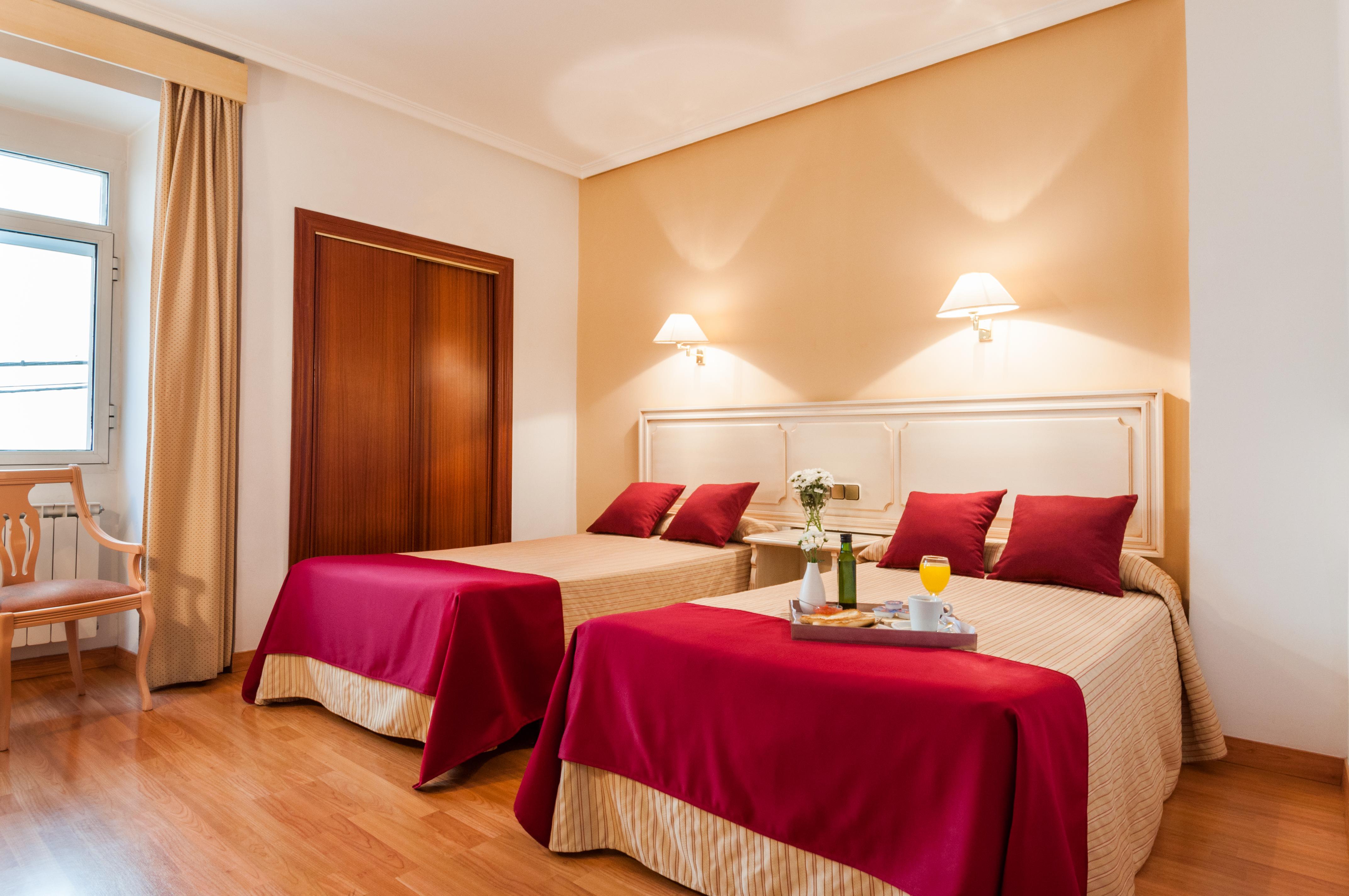 Hotel Victoria Linares  Eksteriør bilde