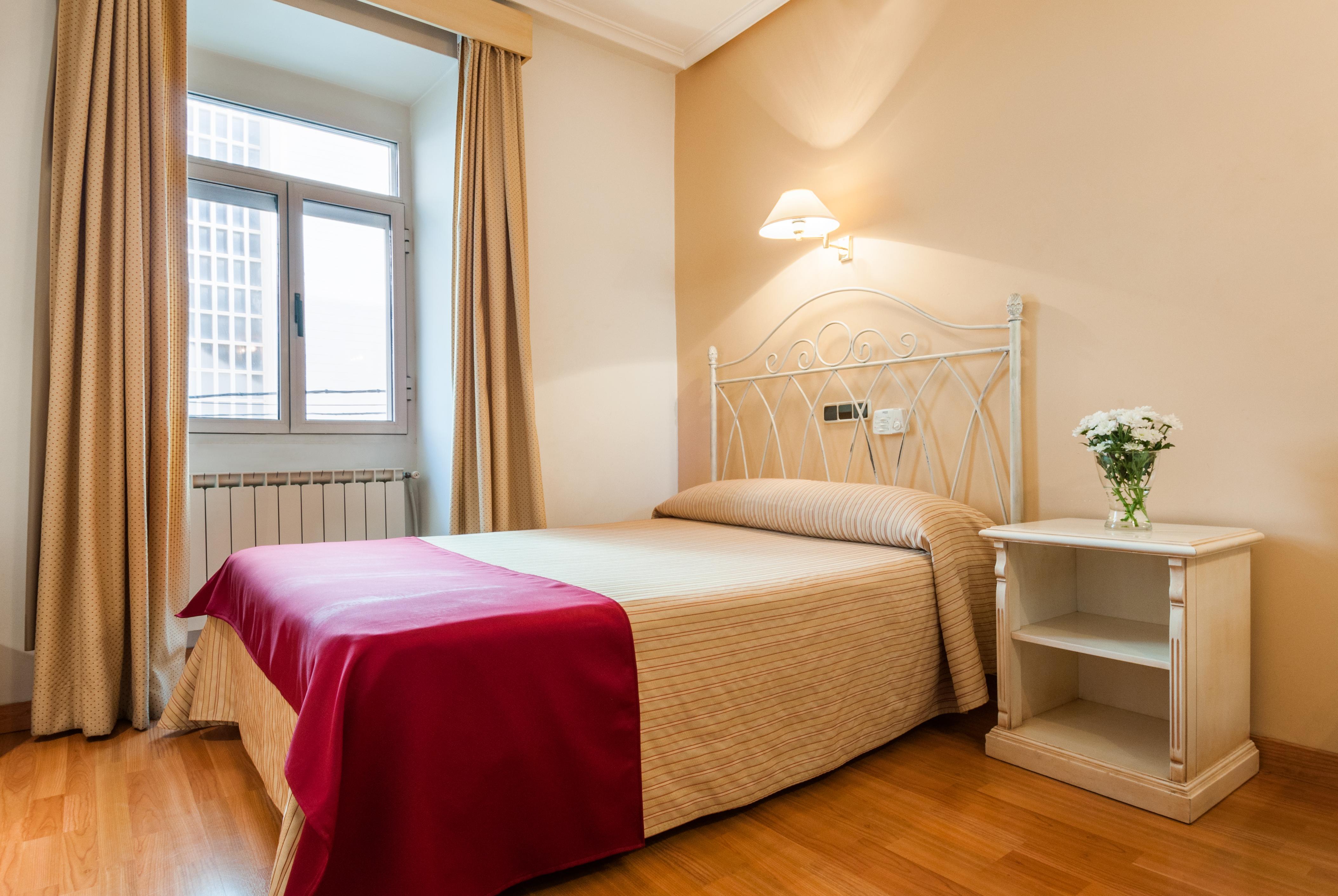 Hotel Victoria Linares  Eksteriør bilde