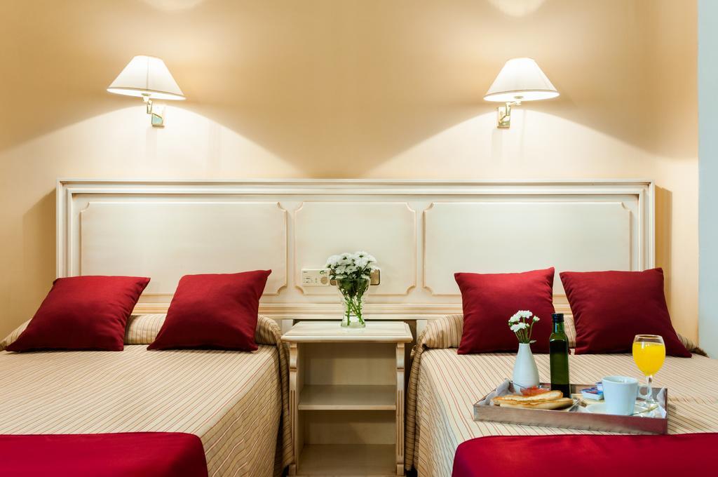 Hotel Victoria Linares  Eksteriør bilde